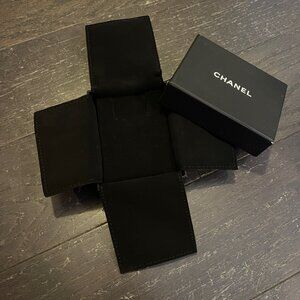 Chanel black white empty brooch box earrings jewelry Gift Box W/ Velvet Lining